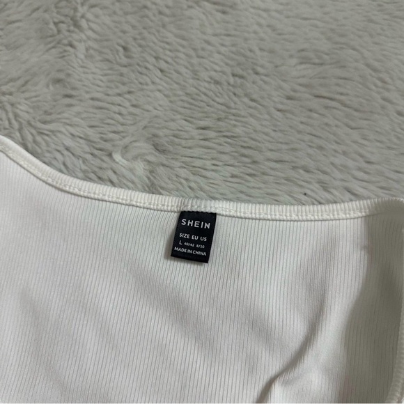 Shein Tank - Picture 3 of 3